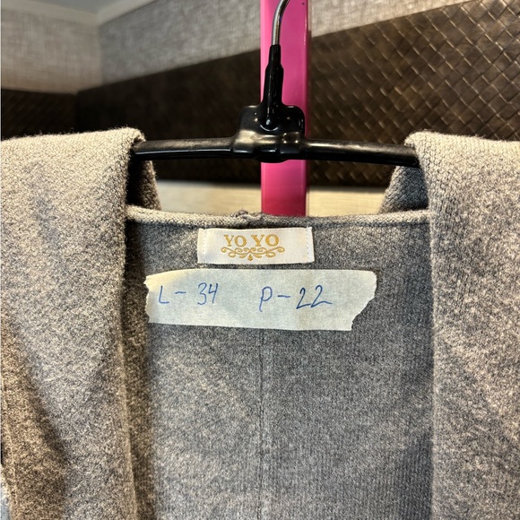 YO YO Gray Hooded Women's Sweater medium / large - Picture 7 of 8